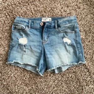 Abercrombie Kids midi shorts
